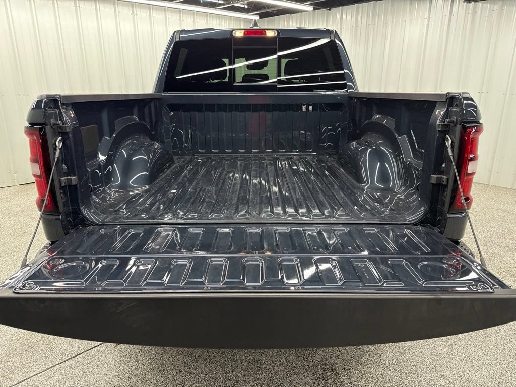 Used 2026 RAM 1500 Big Horn AWD/4WD image 10