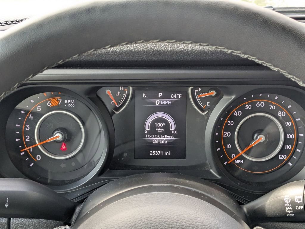 Used 2025 Jeep Wrangler Willys image 18