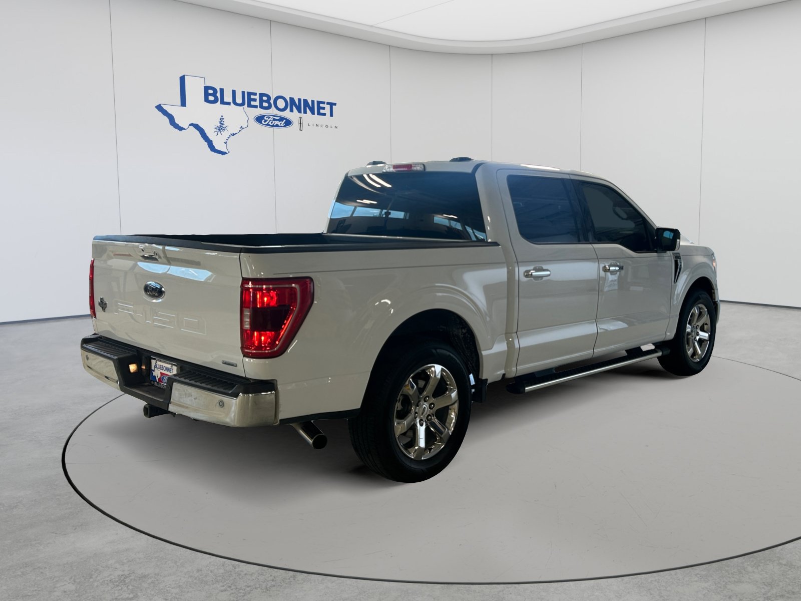 Used 2023 Ford F150 XLT w/ Equipment Group 302A High RWD image 5