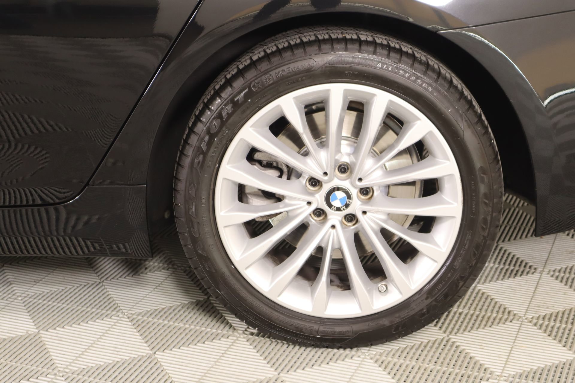 Used 2022 BMW 530i xDrive w/ Premium Package image 20