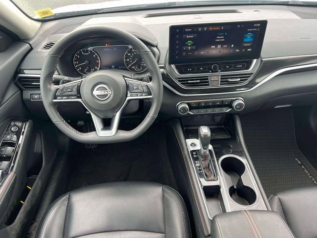 Used 2024 Nissan Altima 2.5 SR w/ SR Premium Package image 13