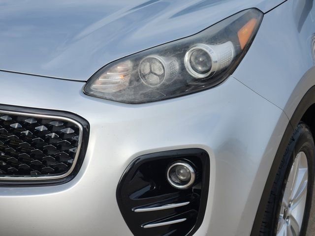 Used 2018 Kia Sportage LX image 15