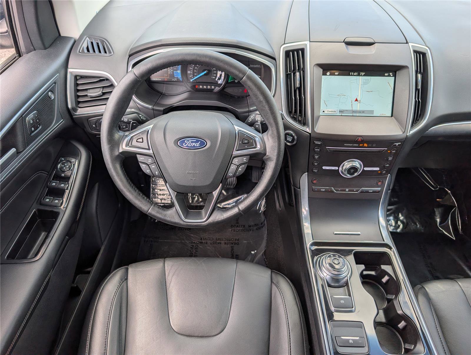 Used 2019 Ford Edge Titanium w/ Cold Weather Package AWD/4WD image 18
