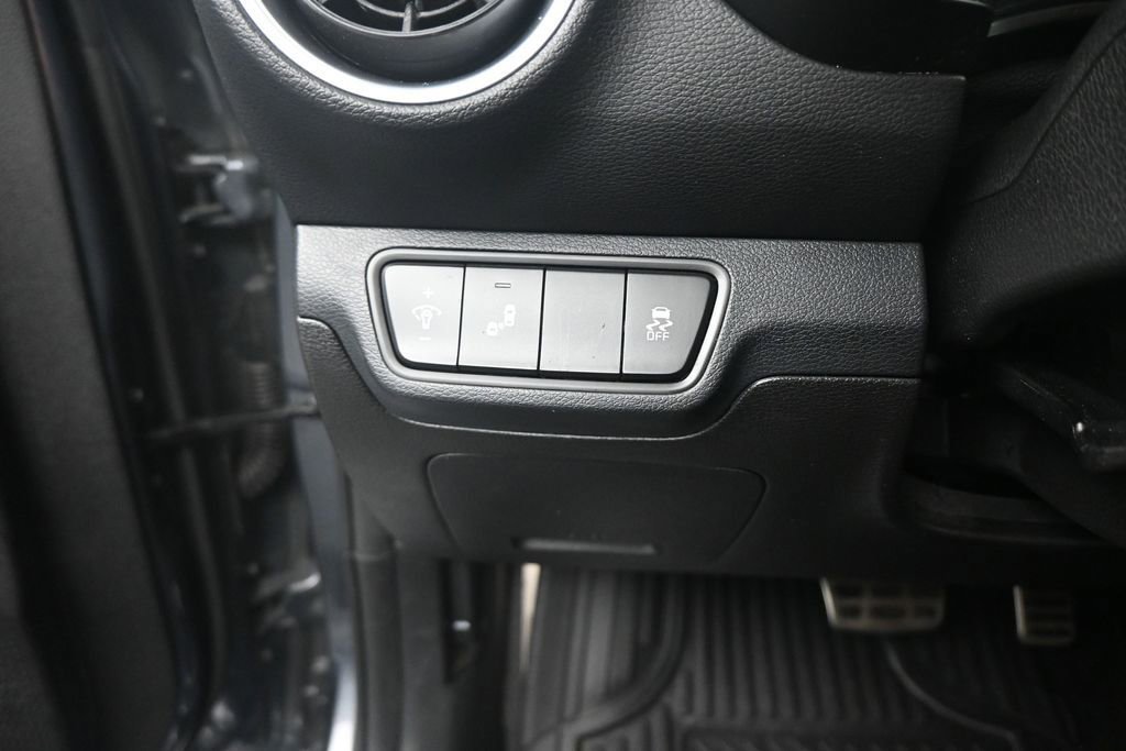 Used 2023 Kia Forte GT-Line FWD image 13