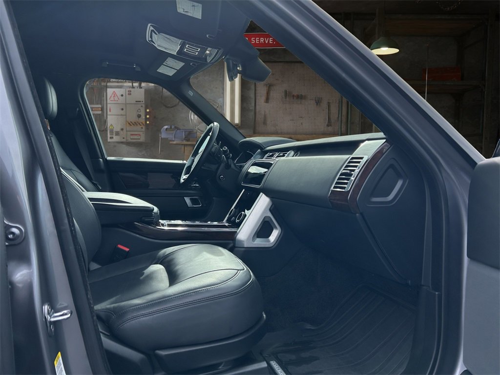 Used 2021 Land Rover Range Rover P525 Westminster Edition LWB image 15