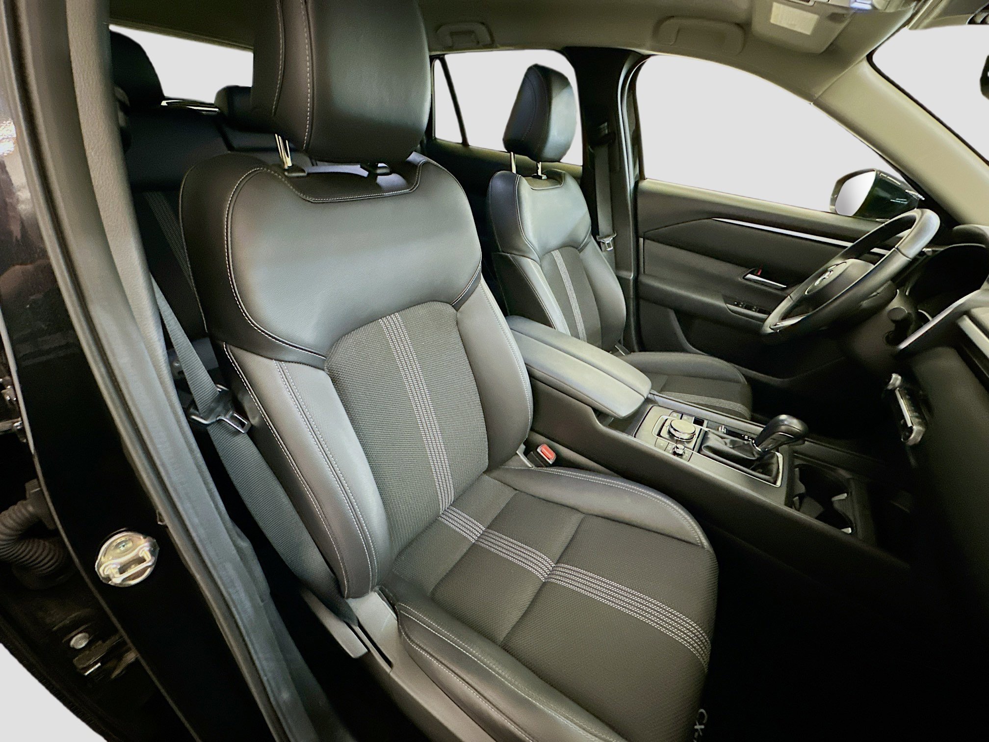 Used 2025 MAZDA CX-50 AWD 2.5 S w/ Preferred Package image 33