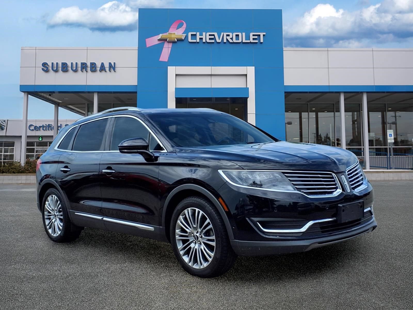 Used 2017 Lincoln MKX Reserve w/ Luxury Package AWD/4WD image 3