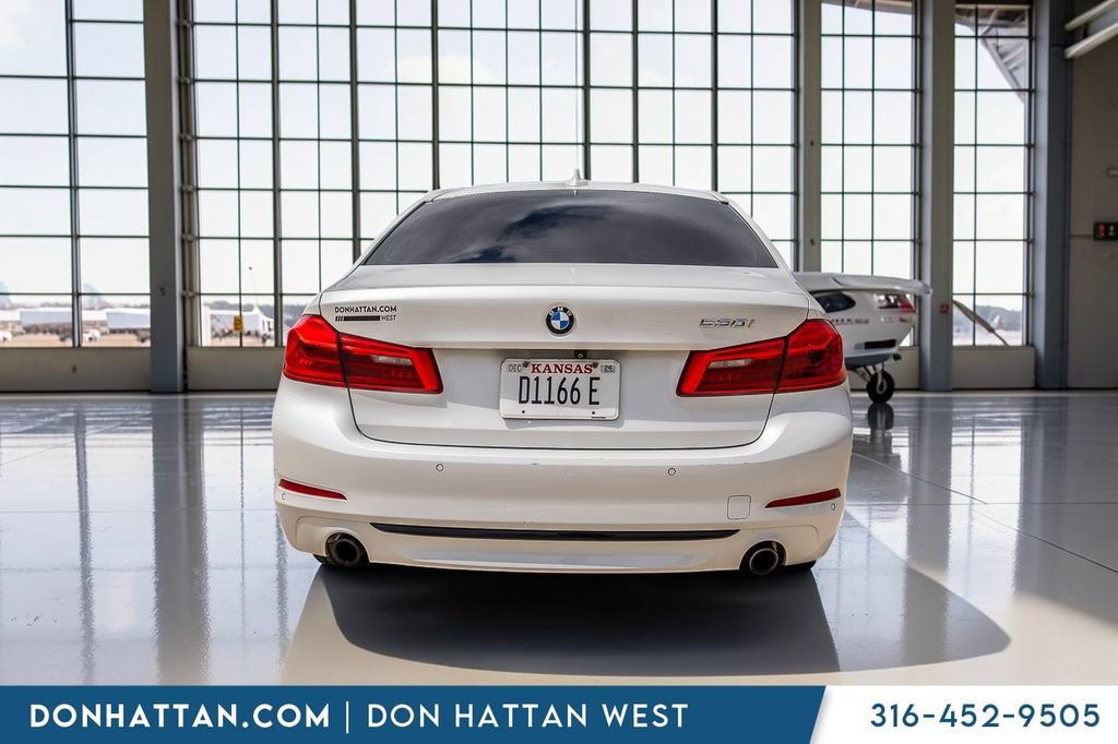 Used 2020 BMW 530i w/ Convenience Package RWD image 34