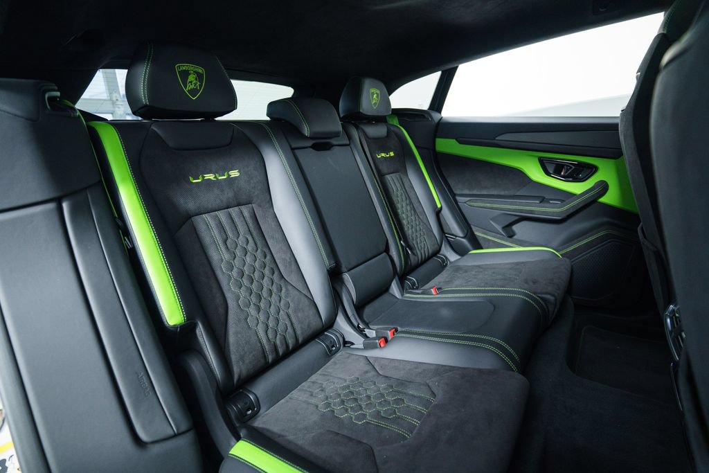 Used 2024 Lamborghini Urus S AWD/4WD image 53