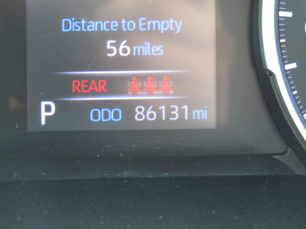 Used 2021 Toyota RAV4 XLE w/ Convenience Package AWD/4WD image 23
