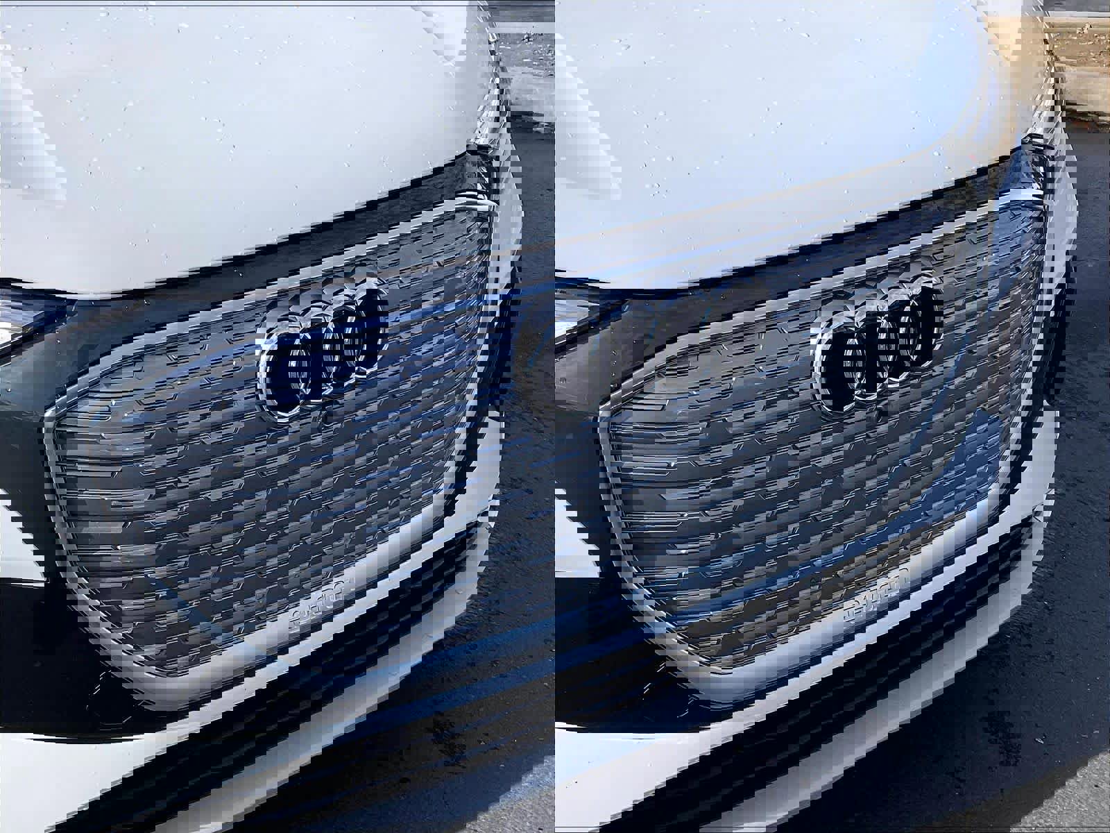 Used 2023 Audi Q4 e-tron Premium Plus image 33