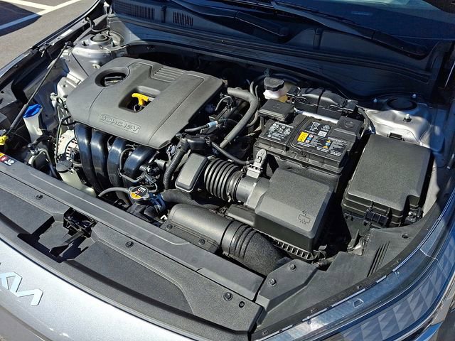 Used 2023 Kia Forte LXS image 27