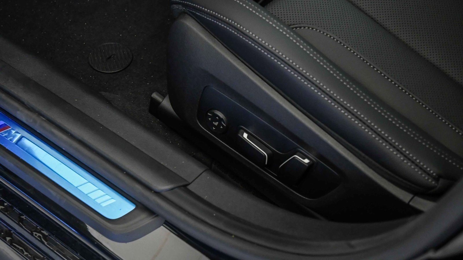 New 2026 BMW 330i Sedan image 24