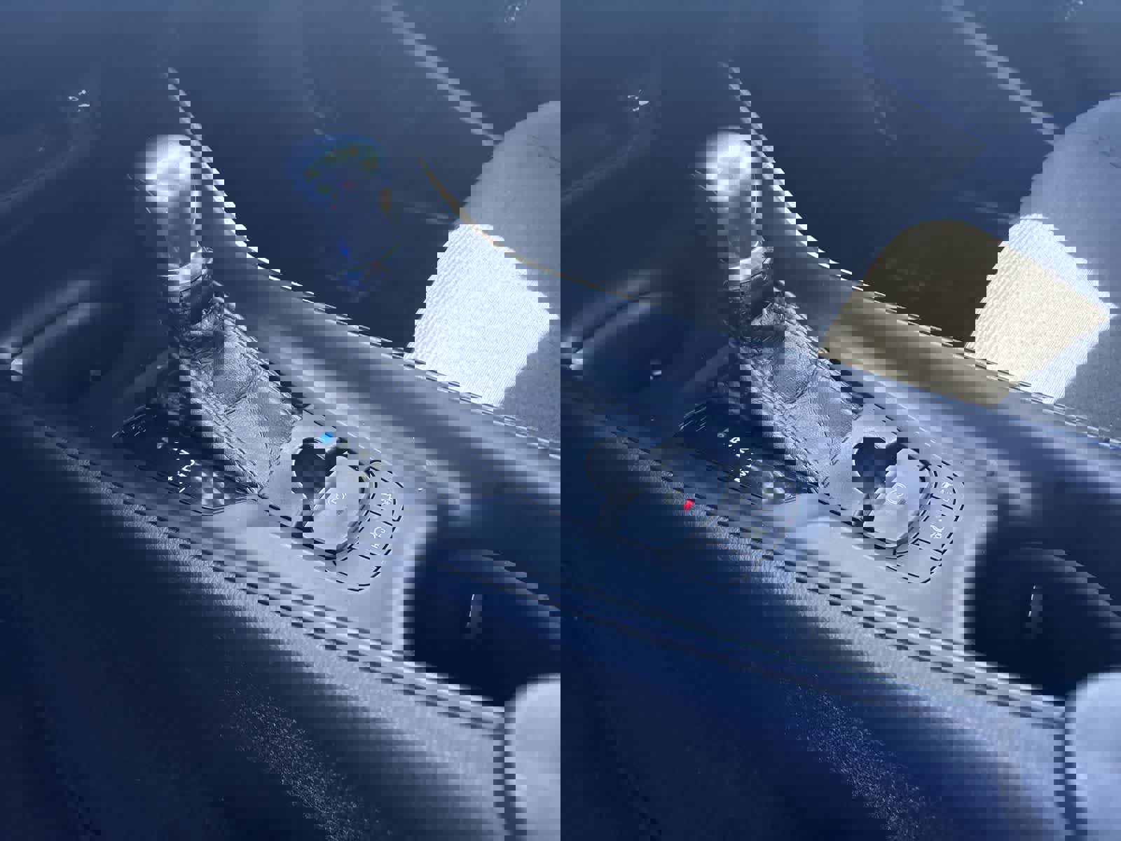 Used 2018 Toyota C-HR XLE image 29