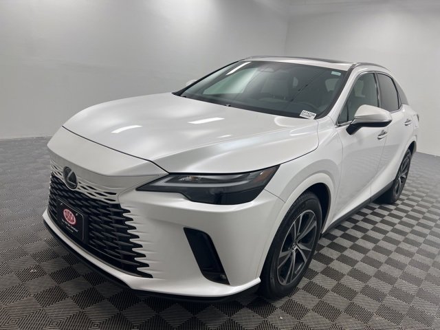 Used 2023 Lexus RX 350 Premium image 2