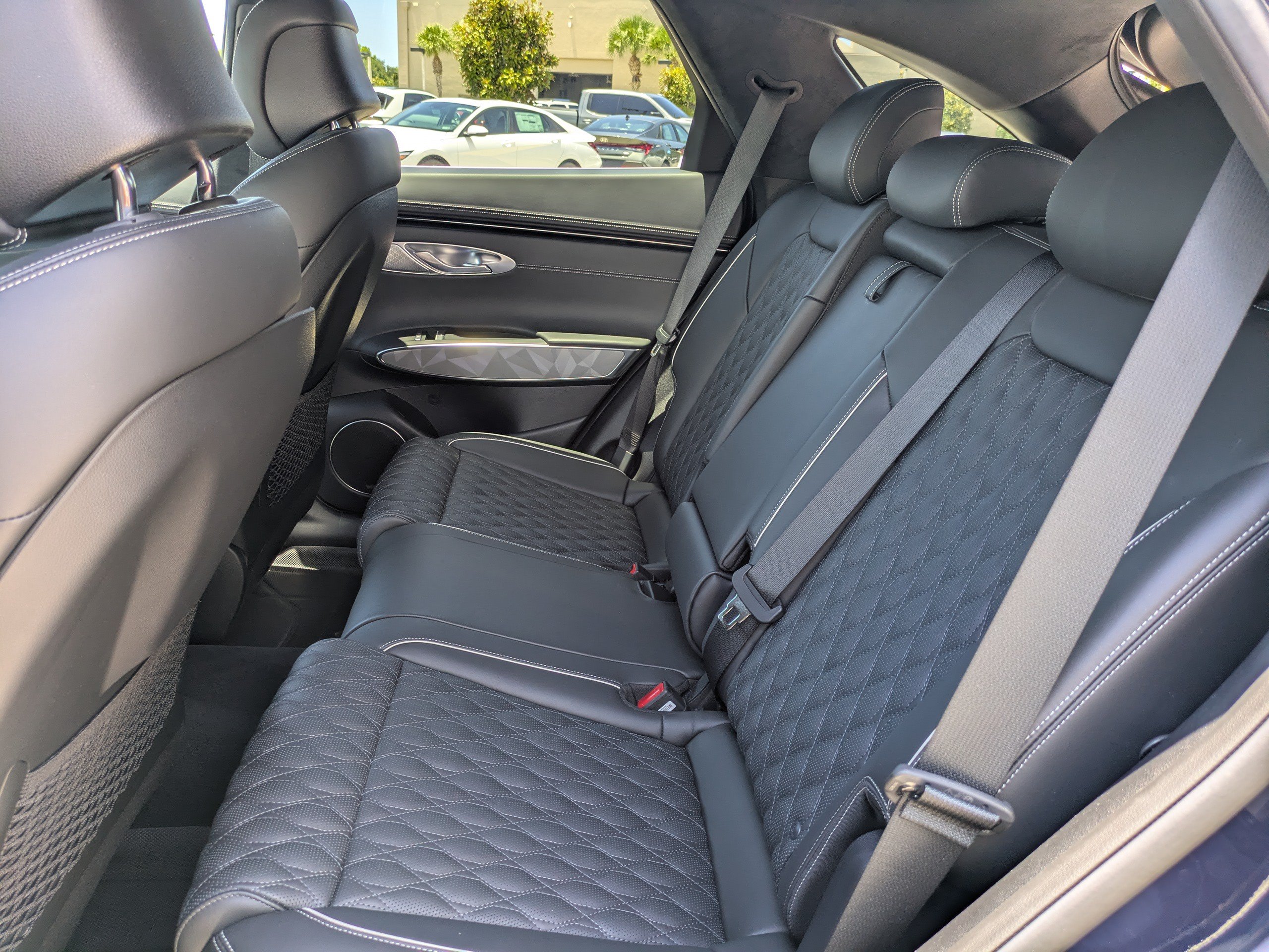 Certified 2025 Genesis GV70 3.5T Sport w/ Sport Advanced Package AWD/4WD image 13