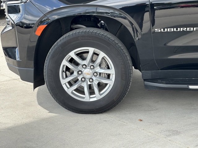 Certified 2024 Chevrolet Suburban LT image 10