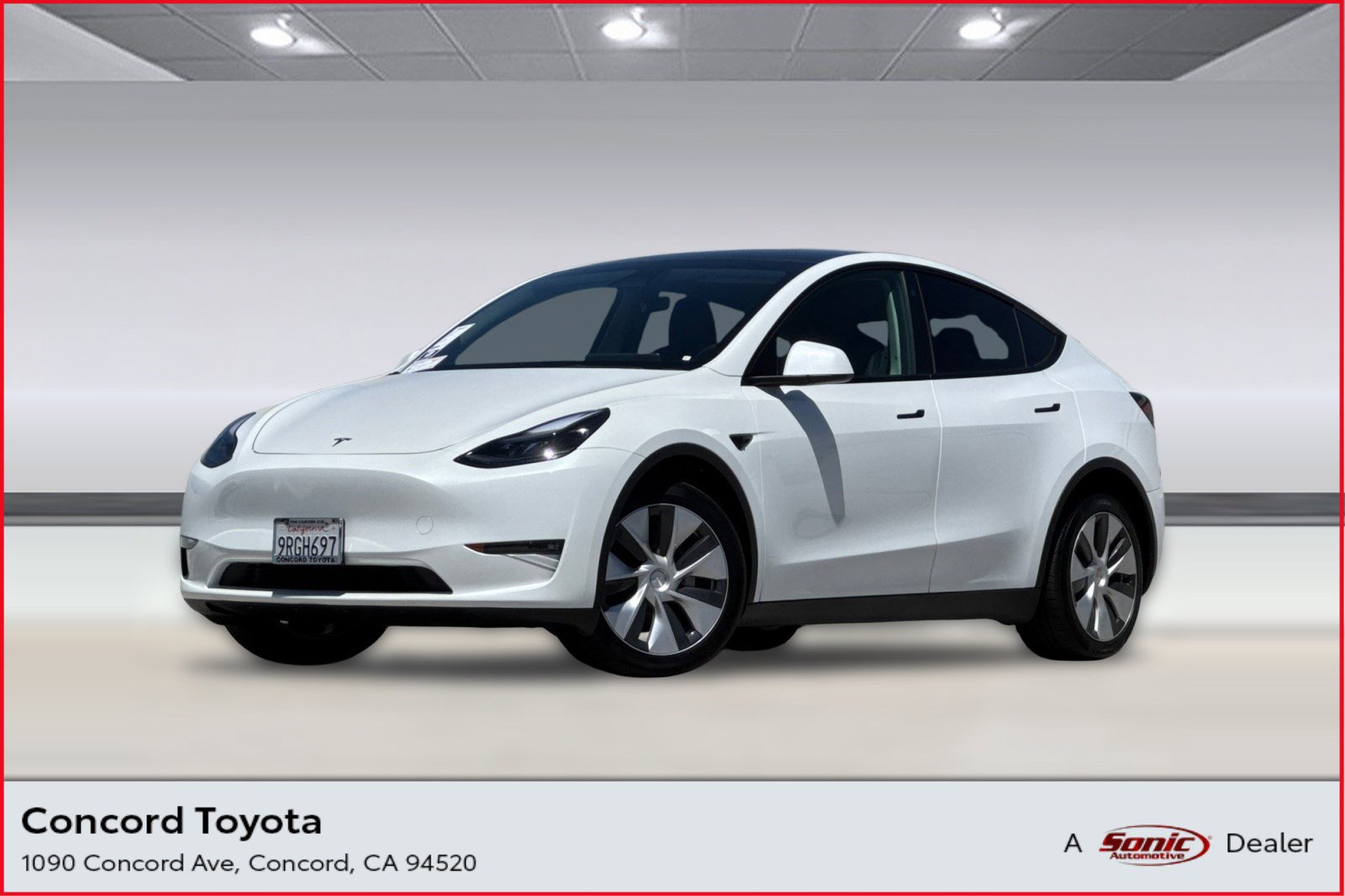 Used 2023 Tesla Model Y Long Range AWD/4WD image 1