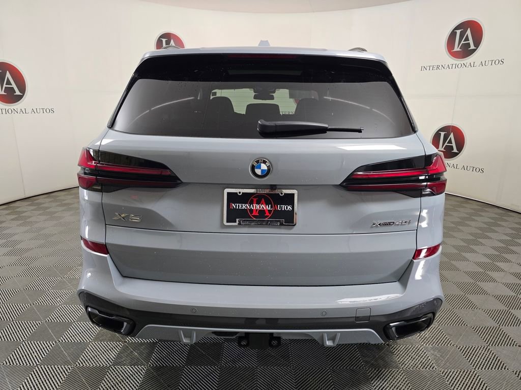 Certified 2025 BMW X5 xDrive40i w/ Executive Package image 8