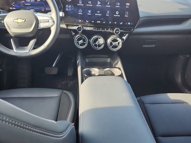 Used 2024 Chevrolet Blazer EV LT image 18