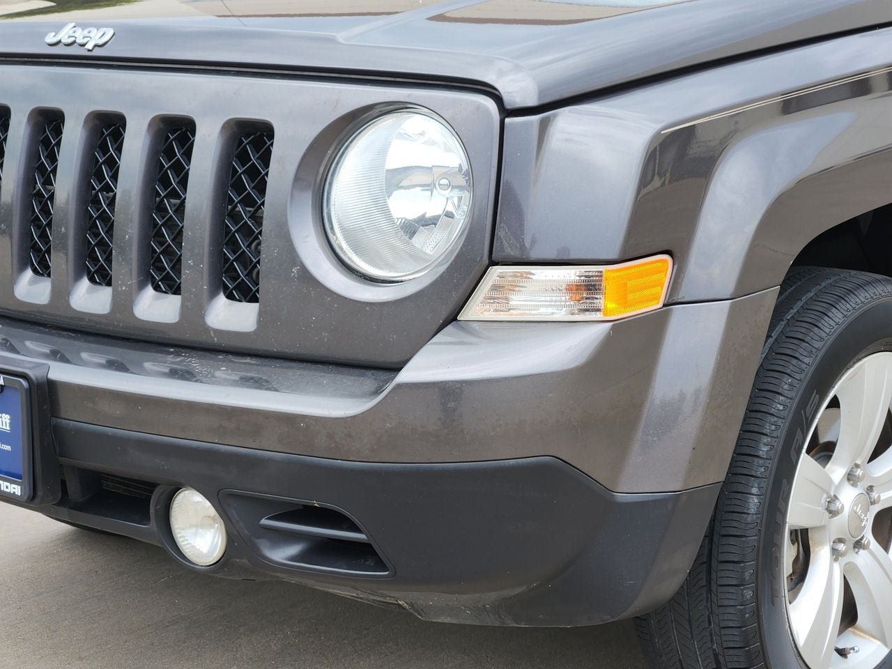 Used 2017 Jeep Patriot Latitude FWD image 7