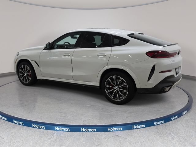 Used 2024 BMW X6 xDrive40i w/ Premium Package AWD/4WD image 8