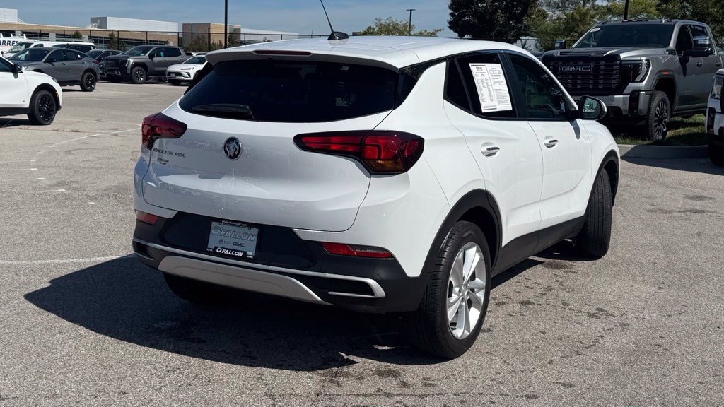 Used 2022 Buick Encore GX Preferred FWD image 2