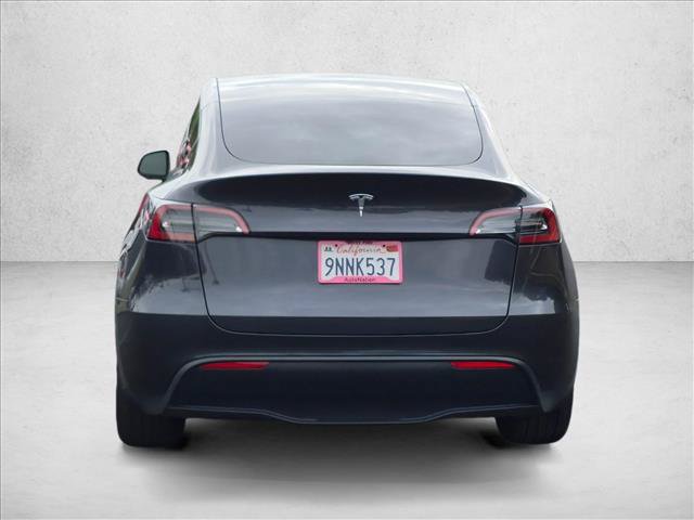 Used 2024 Tesla Model Y 2WD image 7