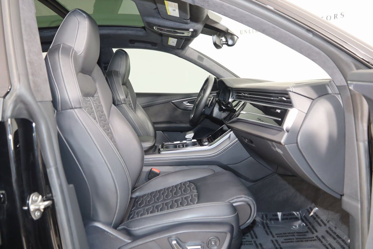 Used 2023 Audi RS Q8 AWD/4WD image 16