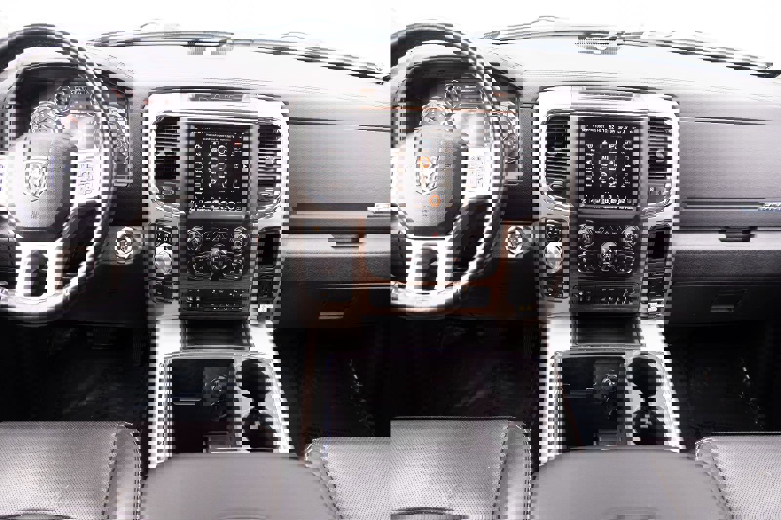 Used 2015 RAM 1500 Laramie w/ Convenience Group AWD/4WD image 21