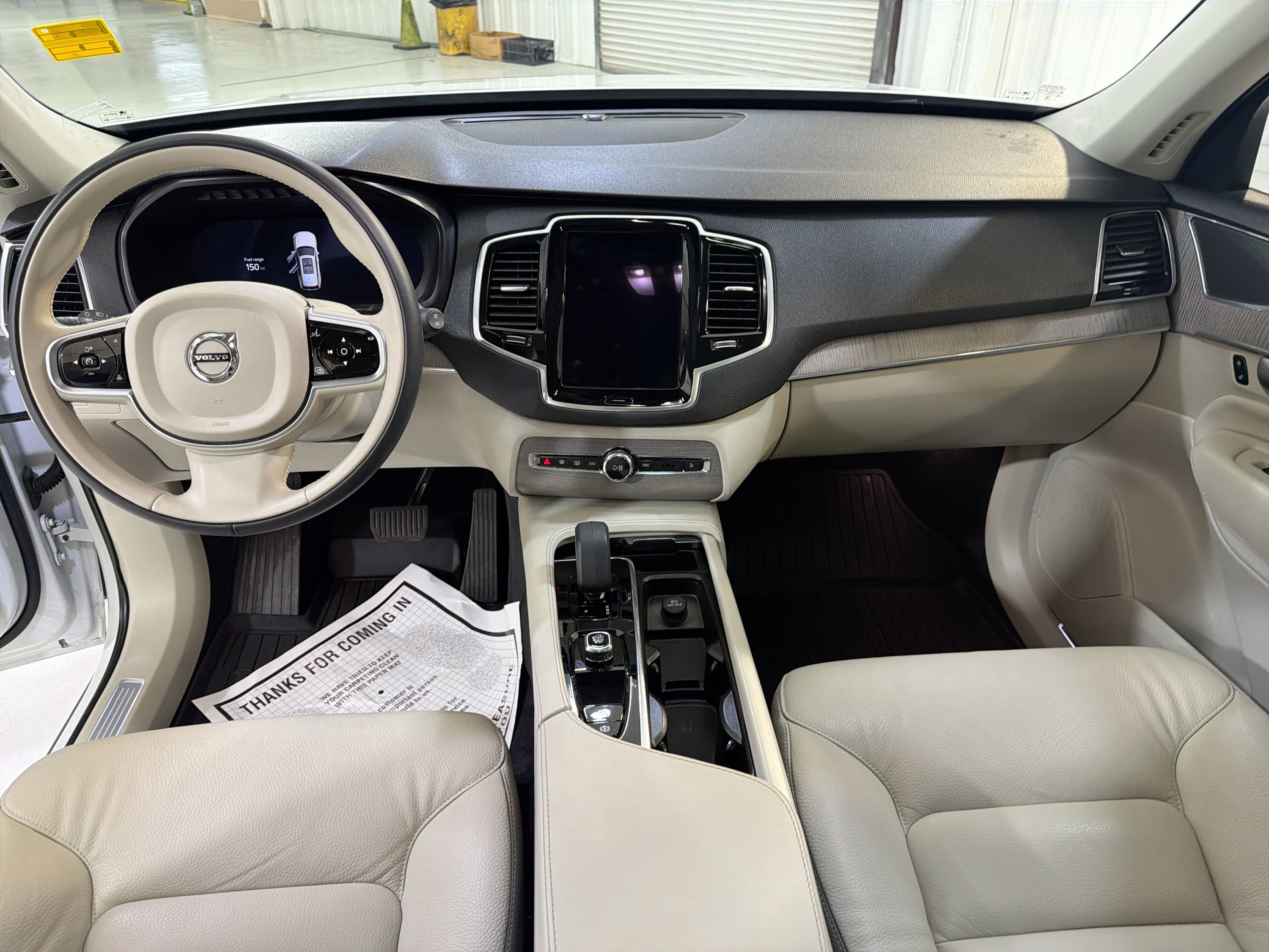 Used 2025 Volvo XC90 B5 Plus w/ Protection Package Premier AWD/4WD image 23
