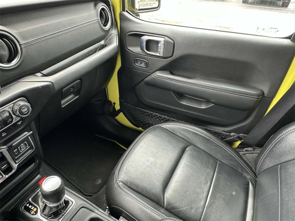 Used 2023 Jeep Wrangler Unlimited Sahara w/ Cold Weather Group image 34