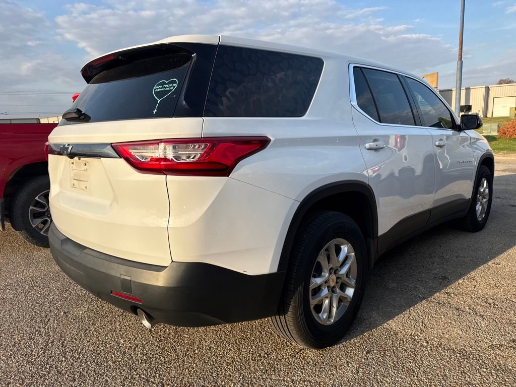 Used 2020 Chevrolet Traverse LS w/ LPO, Blackout Package image 4