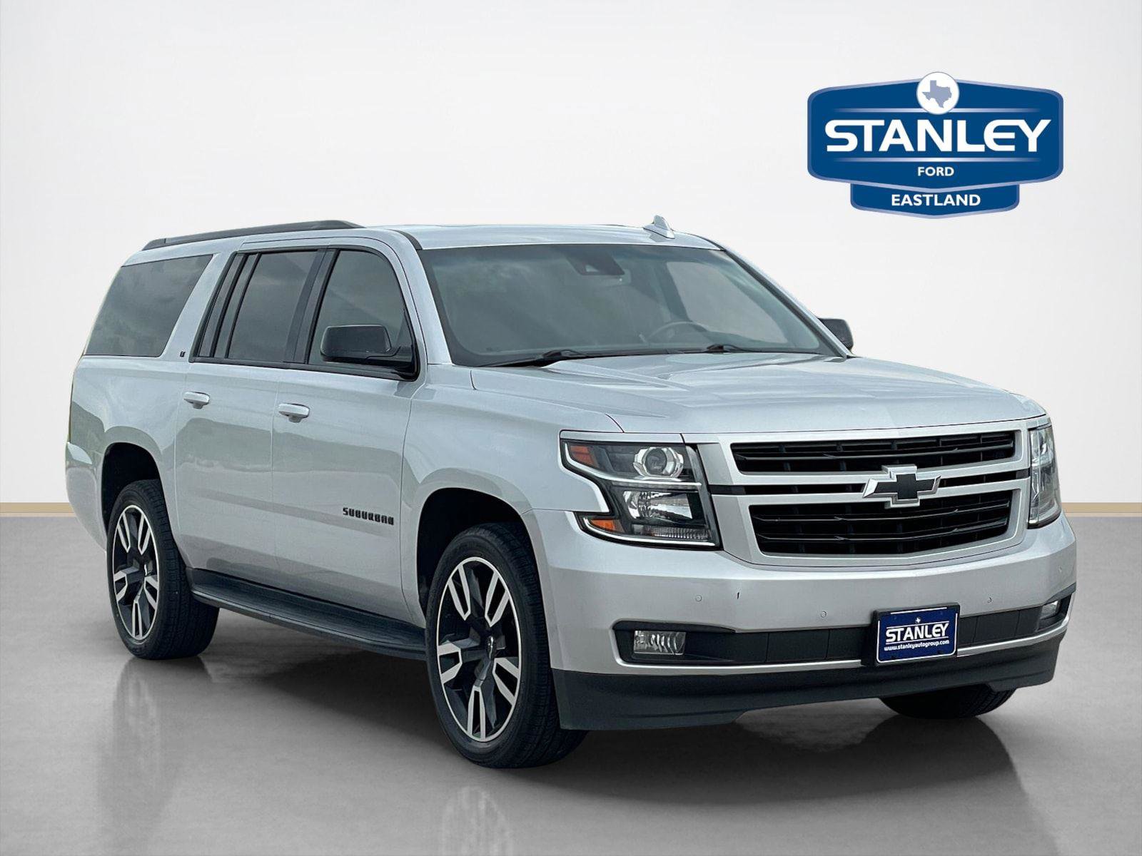 Used 2018 Chevrolet Suburban LT w/ Luxury Package RWD image 1