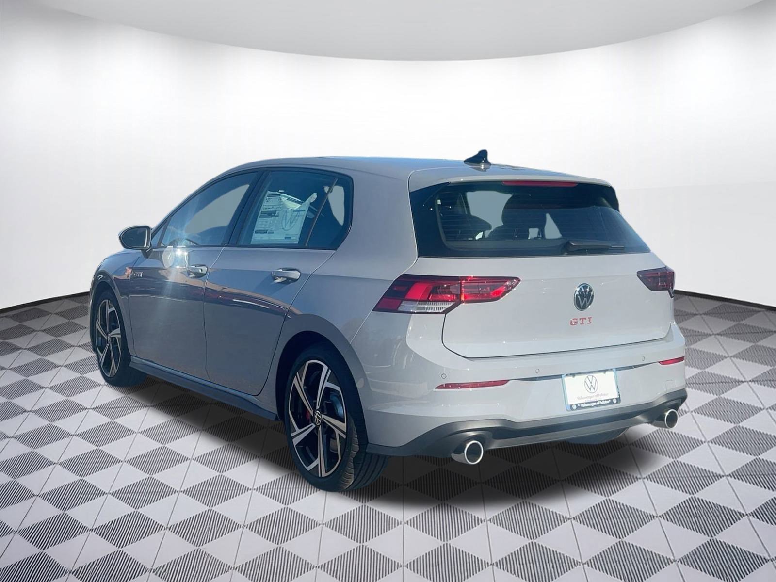 New 2026 Volkswagen Golf SE FWD image 3