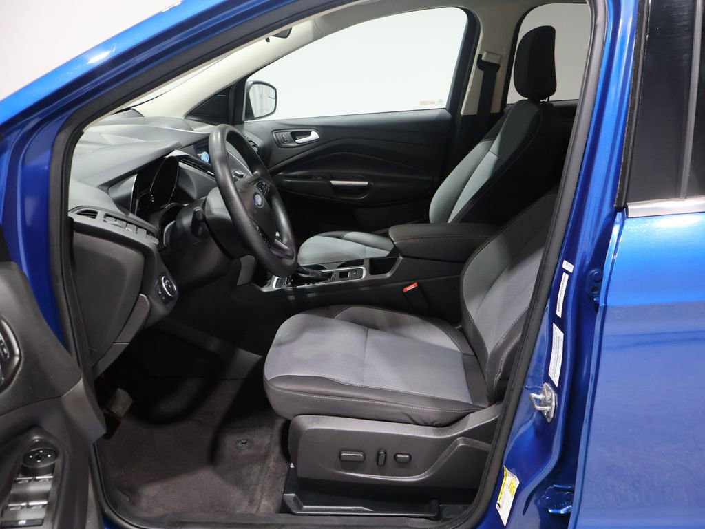 Used 2019 Ford Escape SE image 10