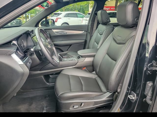 Certified 2023 Cadillac XT6 Luxury w/ LPO, Floor Liner Package AWD/4WD image 14