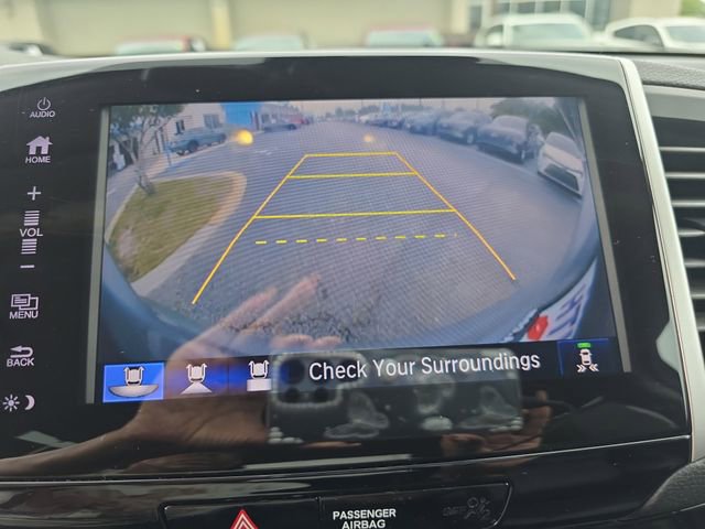 Used 2017 Honda Pilot Elite image 24