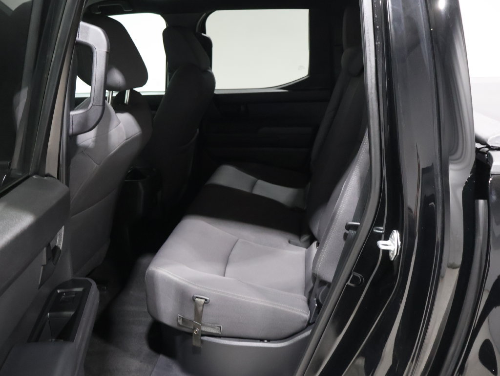 Used 2024 Toyota Tacoma SR5 AWD/4WD image 16