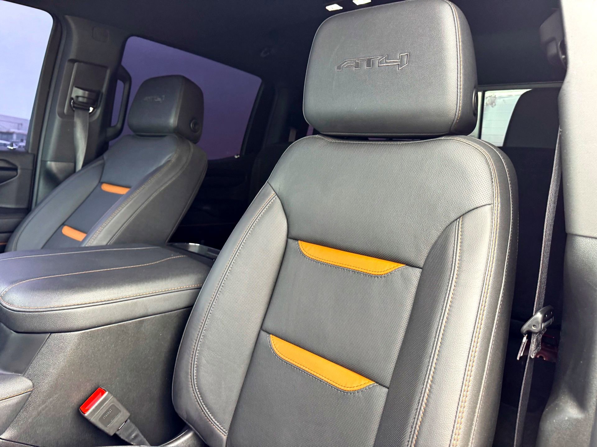 Used 2024 GMC Sierra 1500 AT4 w/ Technology Package AWD/4WD image 14