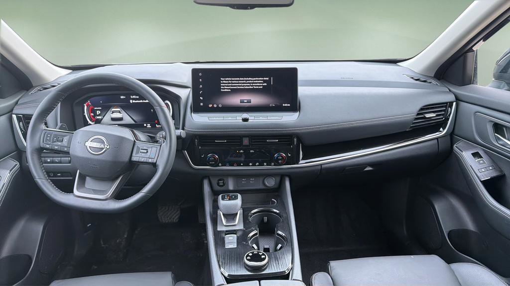 Certified 2025 Nissan Rogue SL w/ SL Premium Package image 7