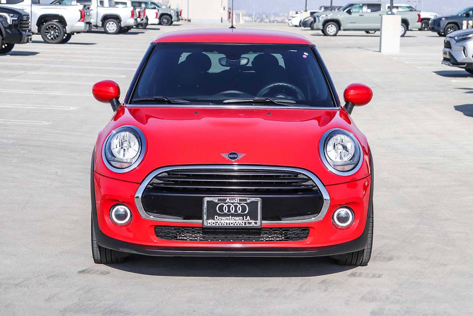 Used 2020 MINI Cooper 2-Door Hardtop image 2