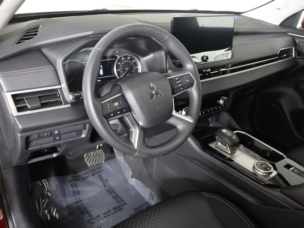 New 2026 Mitsubishi Outlander ES AWD/4WD image 28