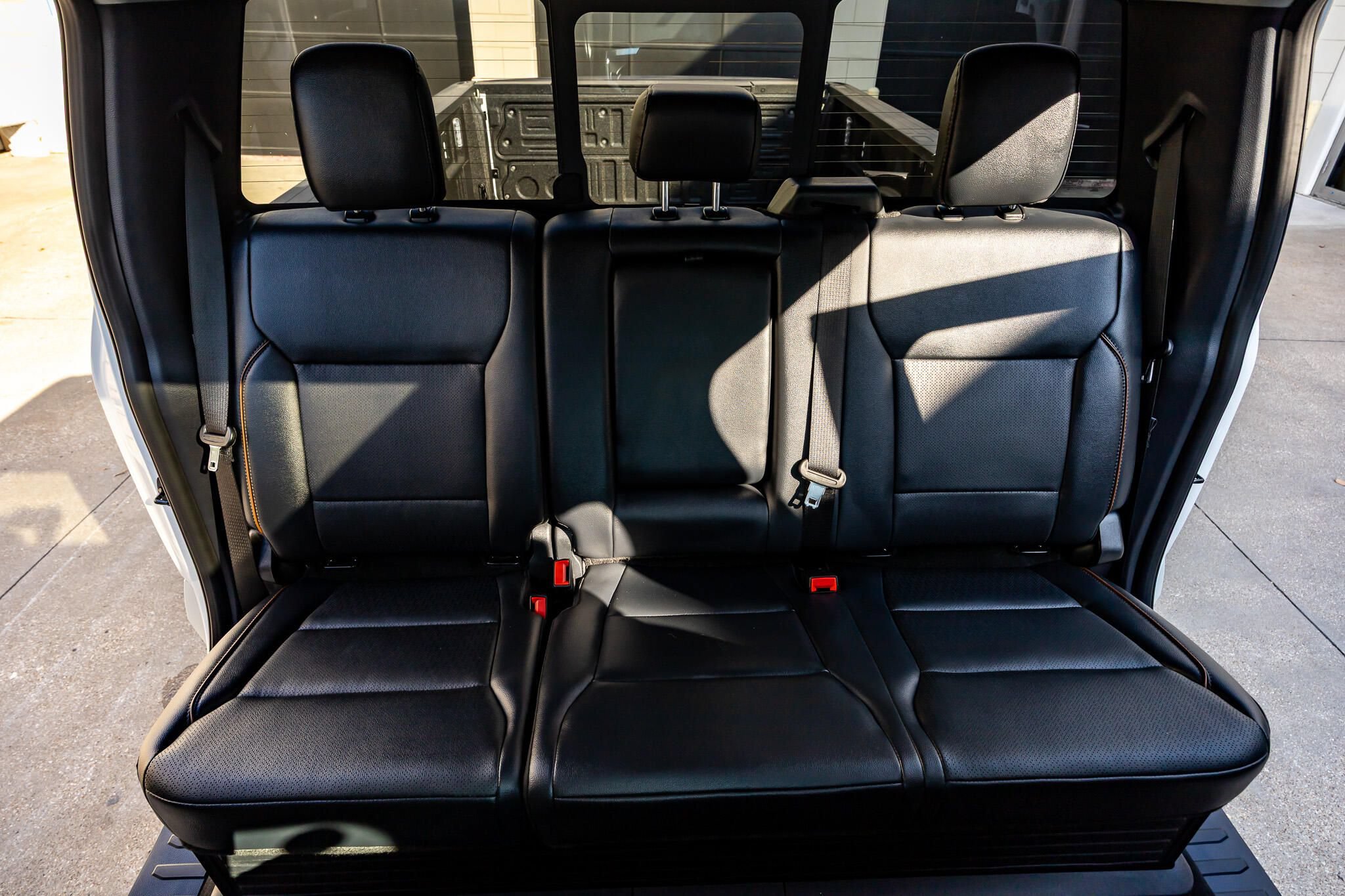 Used 2026 Ford F350 Lariat w/ Lariat Ultimate Package AWD/4WD image 44