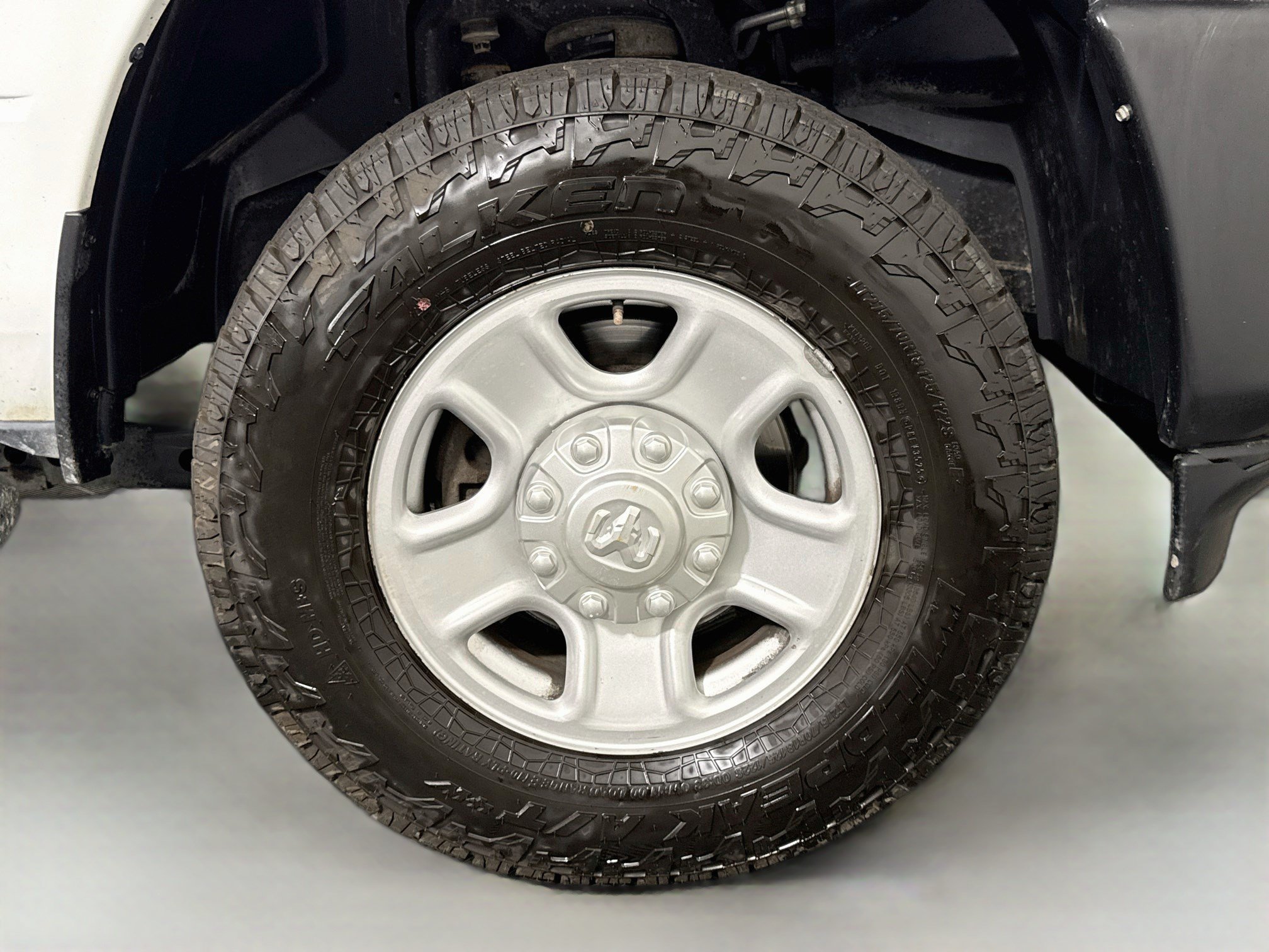 Used 2024 RAM 2500 Tradesman w/ Protection Group AWD/4WD image 32