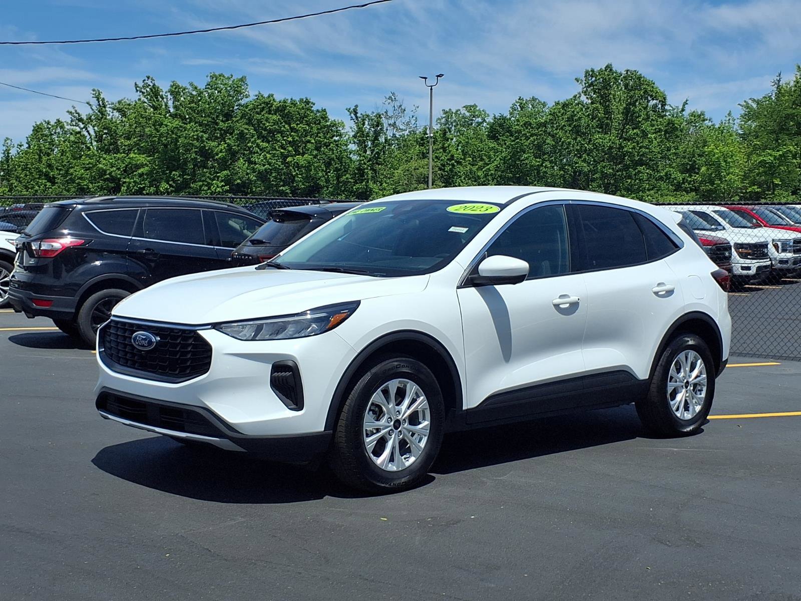 Used 2023 Ford Escape Active w/ Tech Pack #2 AWD/4WD video 1