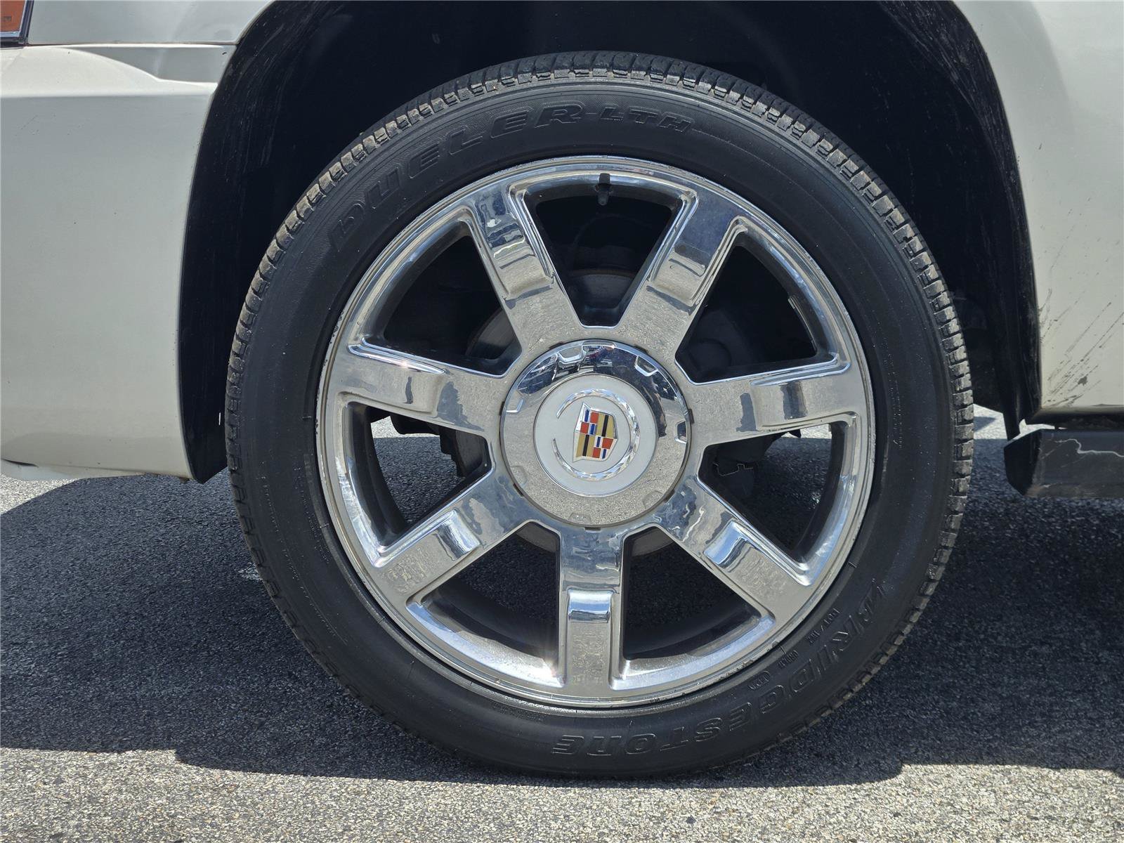 Used 2013 Cadillac Escalade EXT Premium AWD/4WD image 11