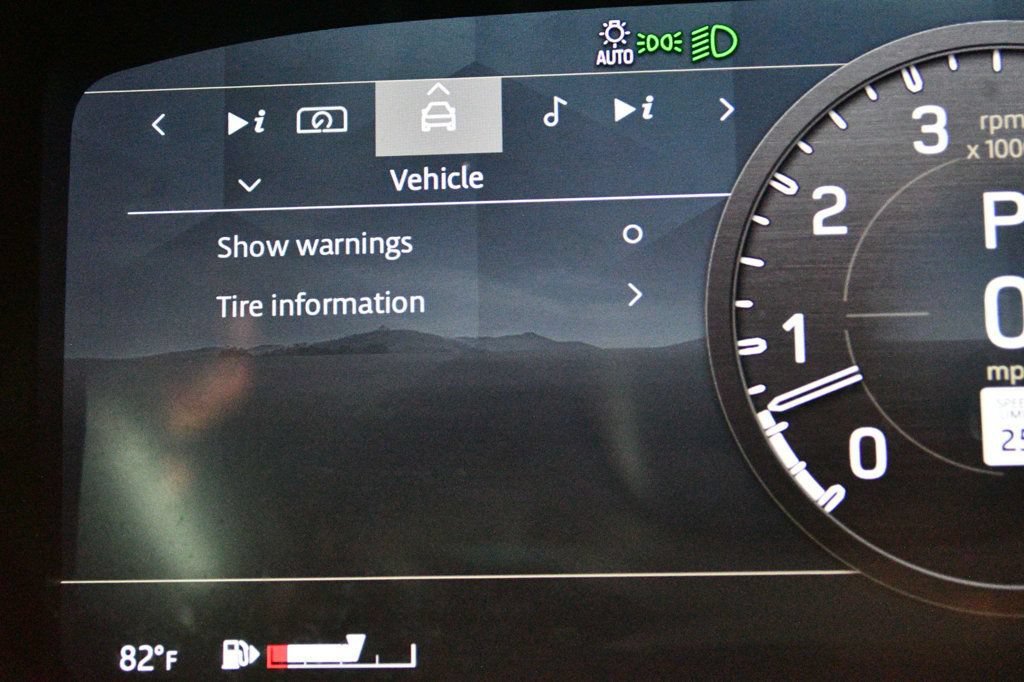 Used 2022 Land Rover Defender 110 X-Dynamic SE AWD/4WD image 49