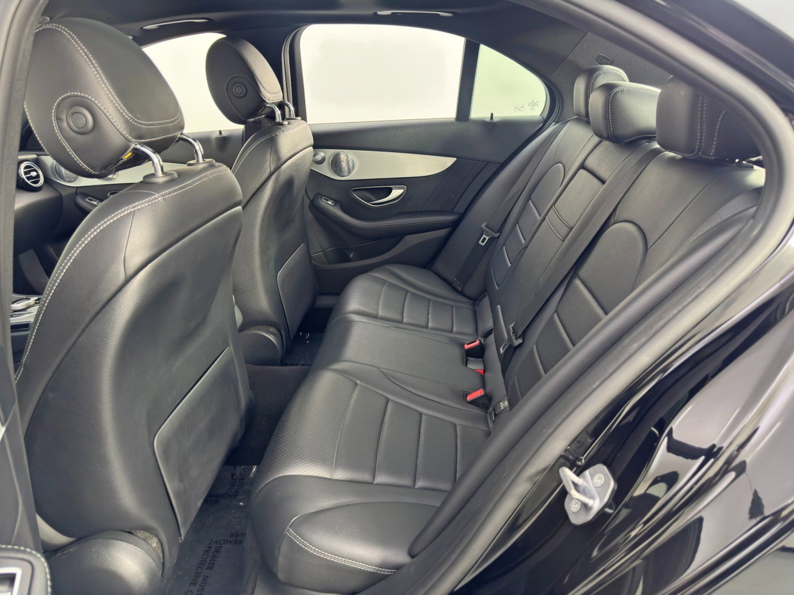 Used 2018 Mercedes-Benz C 300 Sedan image 38