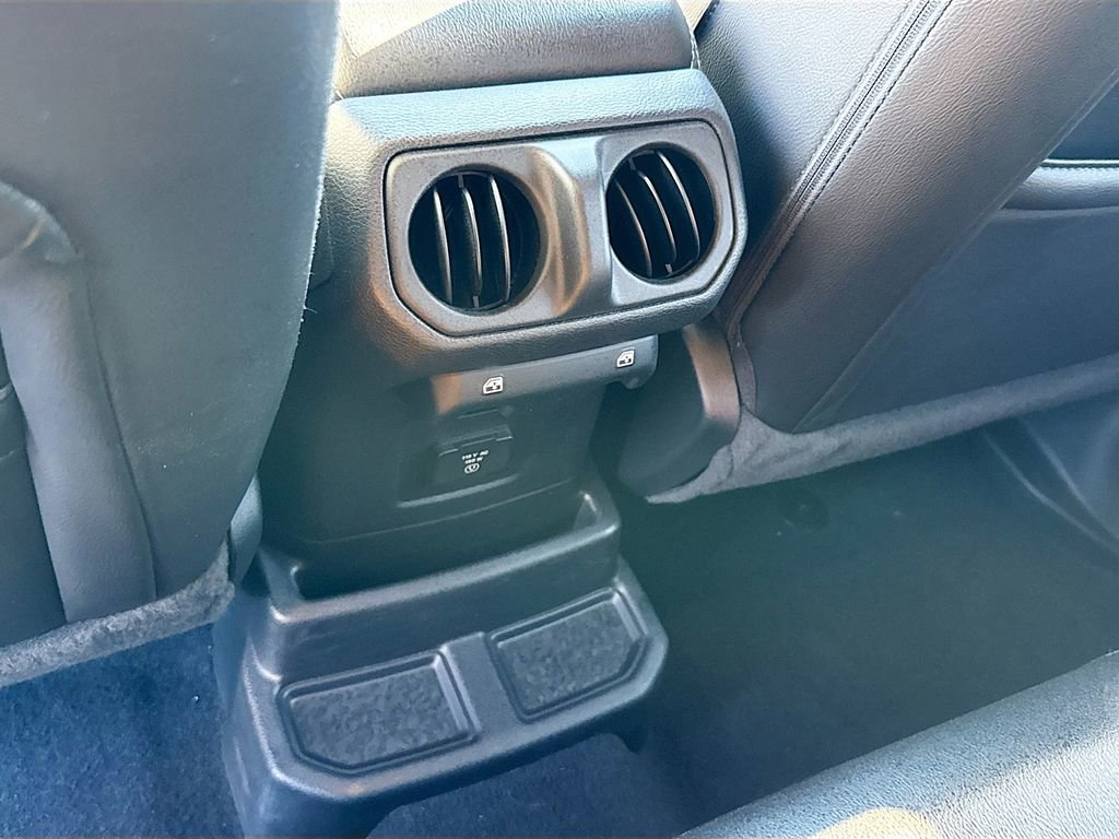 Used 2023 Jeep Wrangler Unlimited Sahara w/ Cold Weather Group image 28